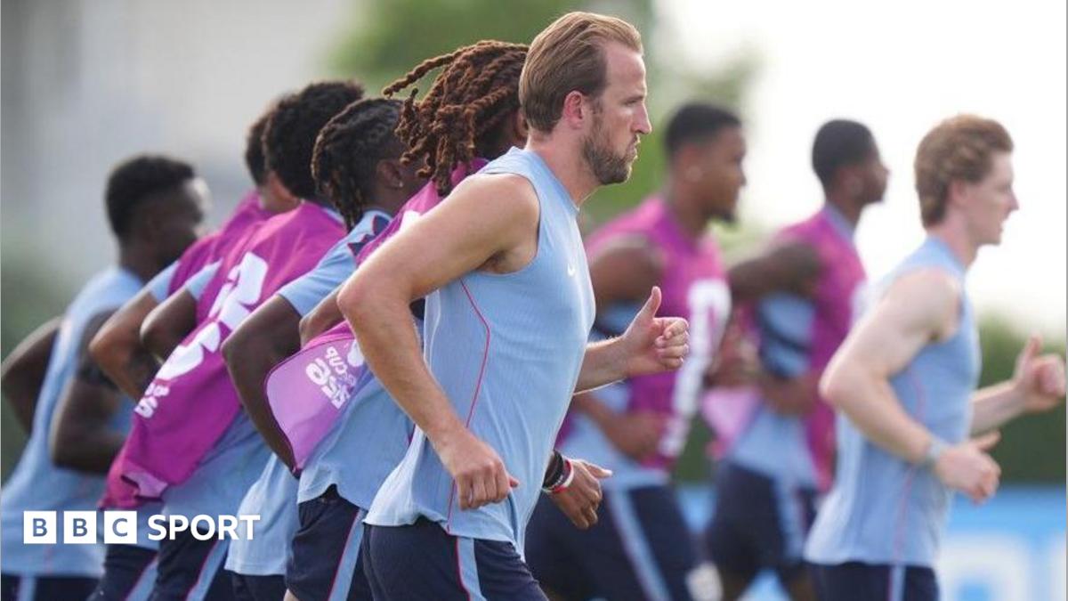 2026年世界杯:英格兰的古埃希、赖斯与詹姆斯在挪威比赛前训练